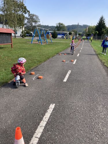 Fotoalbum Dopoledne na dopravním hřišti v Náchodě