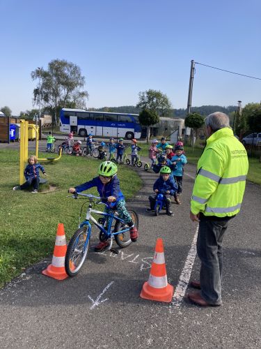 Fotoalbum Dopoledne na dopravním hřišti v Náchodě